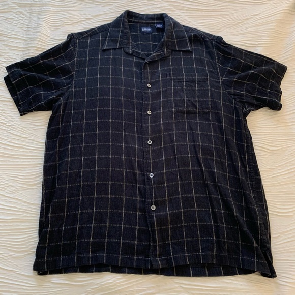 Arrow Other - Lightweight Arrow short sleeve button down shirt, men’s large